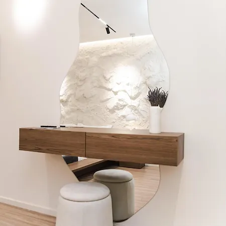 Albania Haven 13a * Тирана